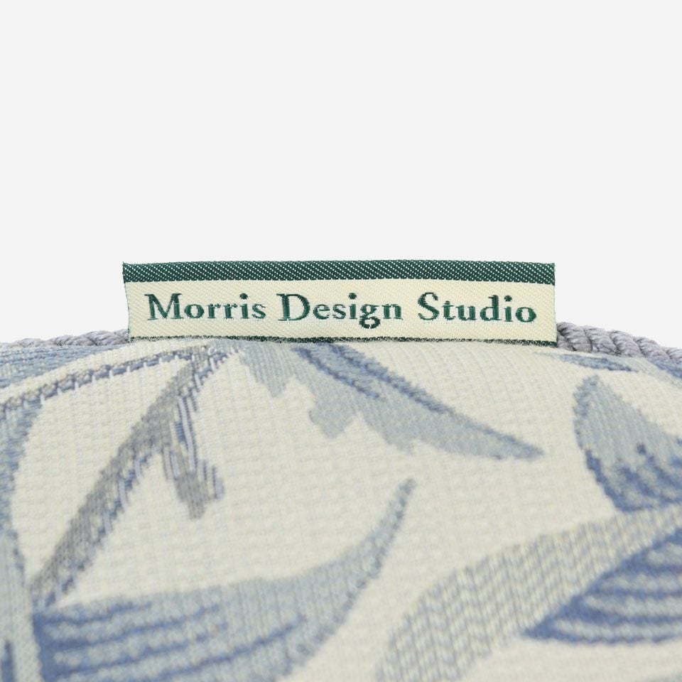 「Morris Design Studio」のブランドタグが付いています