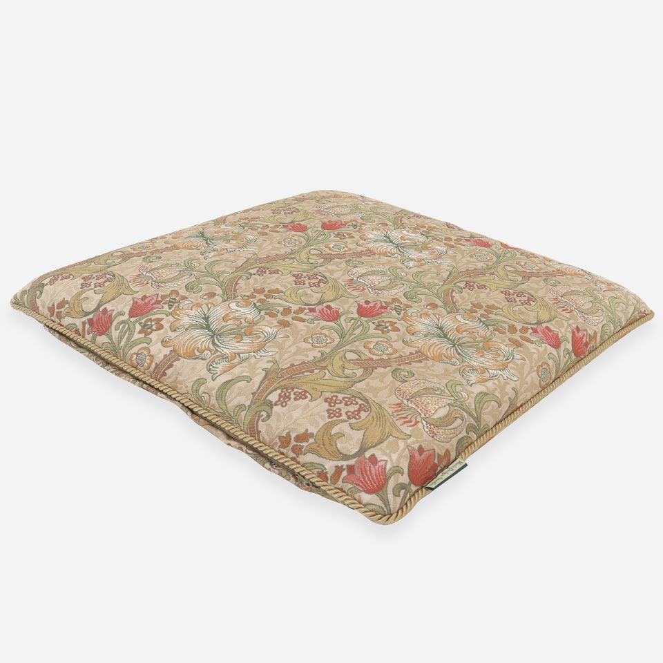 表面／カラー：アイボリー／48cm×48cm／「ゴールデンリリー」を織物にし、エレガントな雰囲気をもたせています