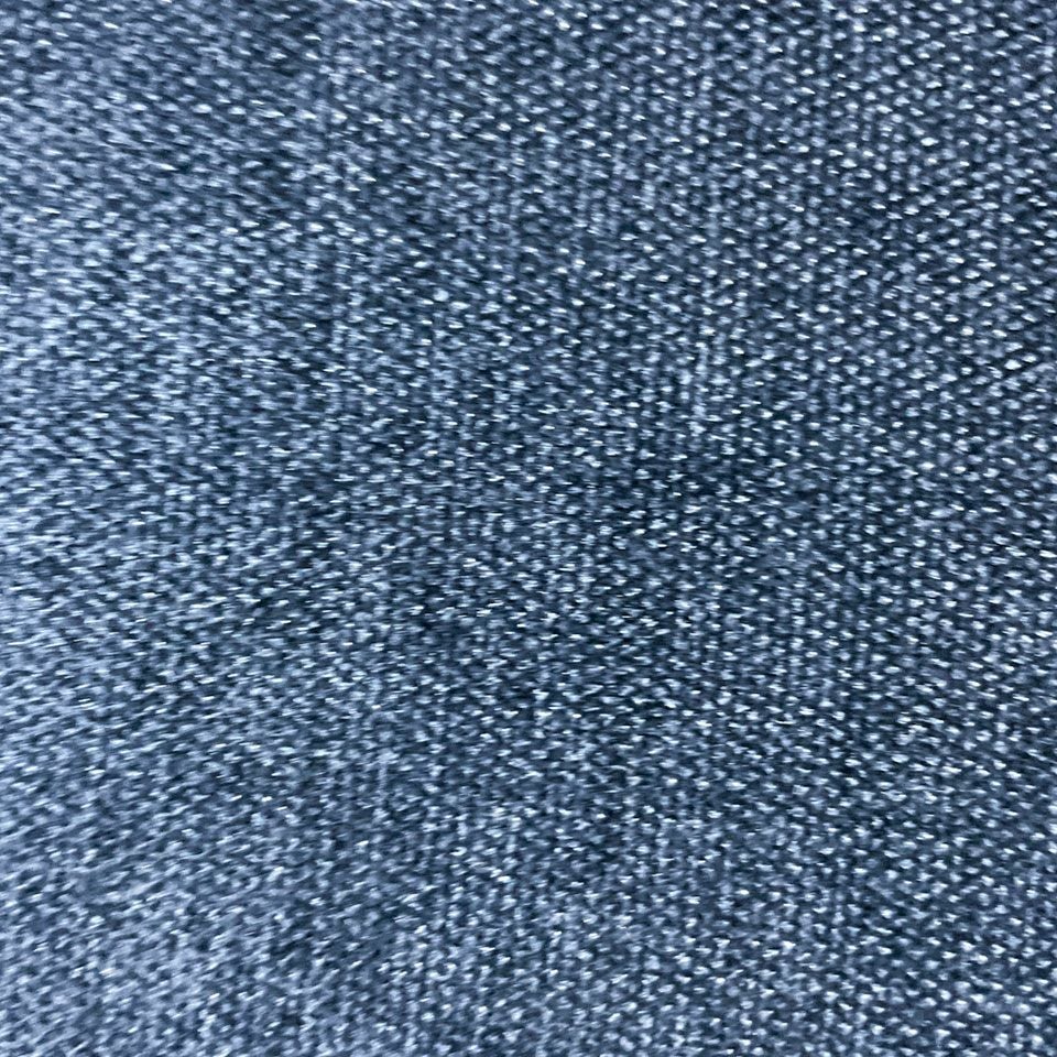 ベロア調の上品でなめらかな手触りの生地、様々なコーディネートが可能な10色展開です