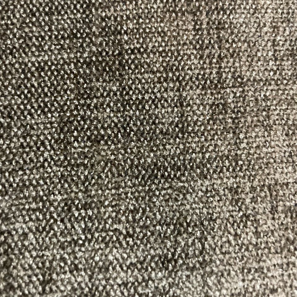 ベロア調の上品でなめらかな手触りの生地、様々なコーディネートが可能な10色展開です