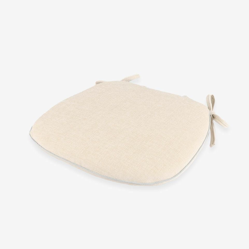 表面／カラー：アイボリー／45cm×43cm／シンプルで飽きのこないベロア調無地です