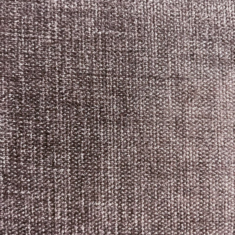 ベロア調の上品でなめらかな手触りの生地、様々なコーディネートが可能な10色展開です