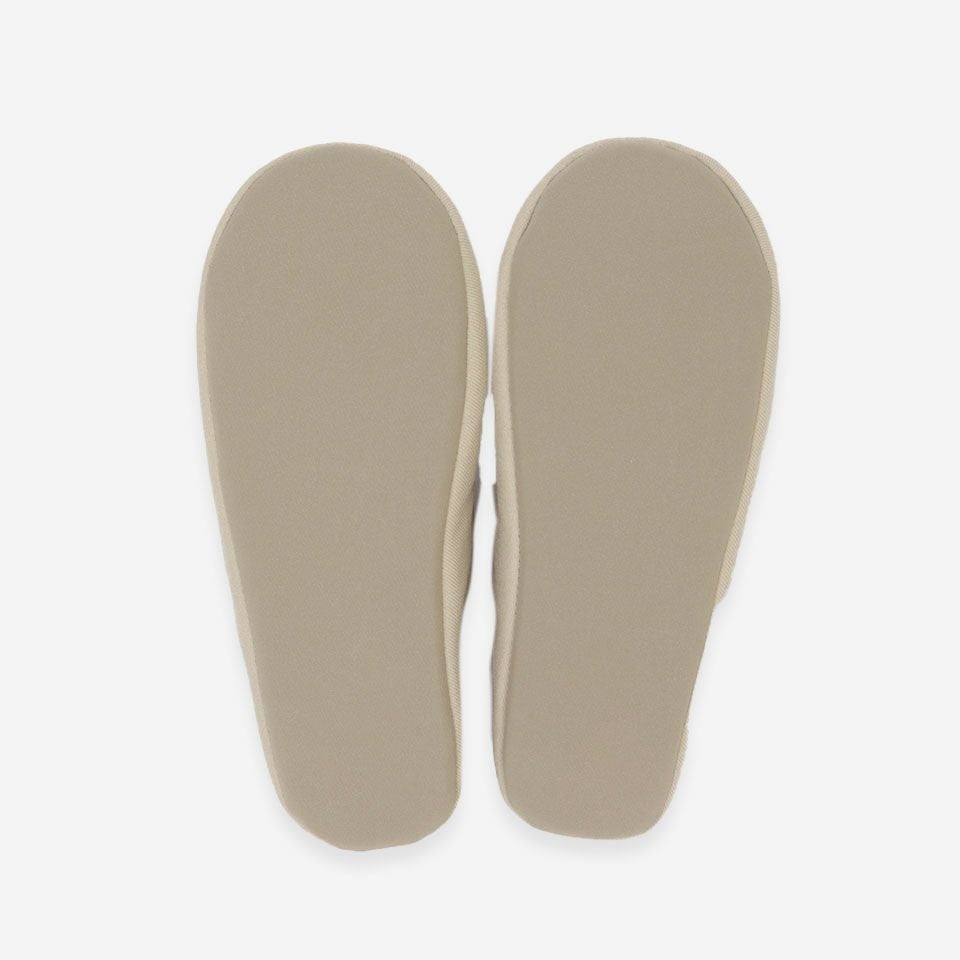 裏面画像／サラサラとした手触りですが滑りにくいです