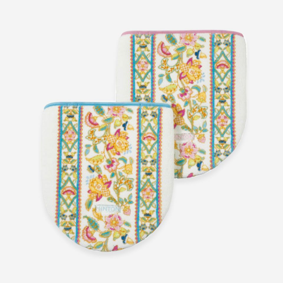 ピンクとブルーの2色で展開しています