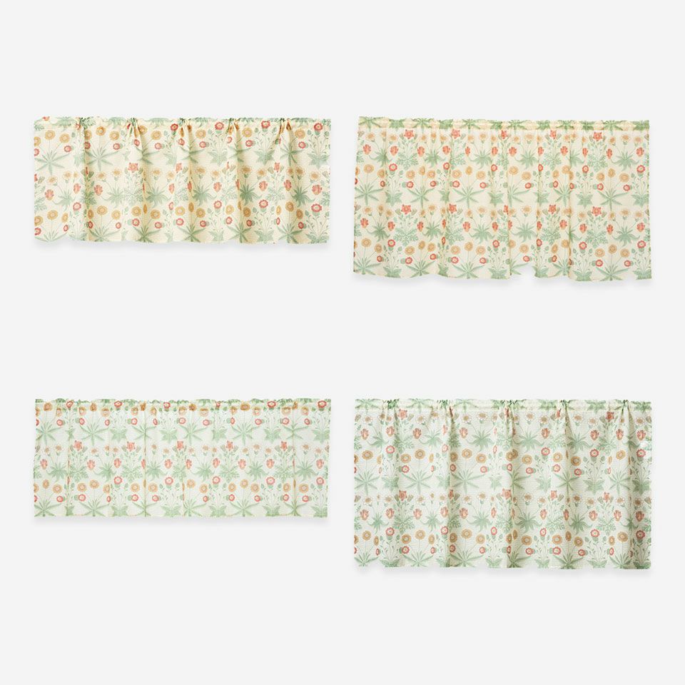 グリーンとライトオレンジの2色、各2サイズで展開しています