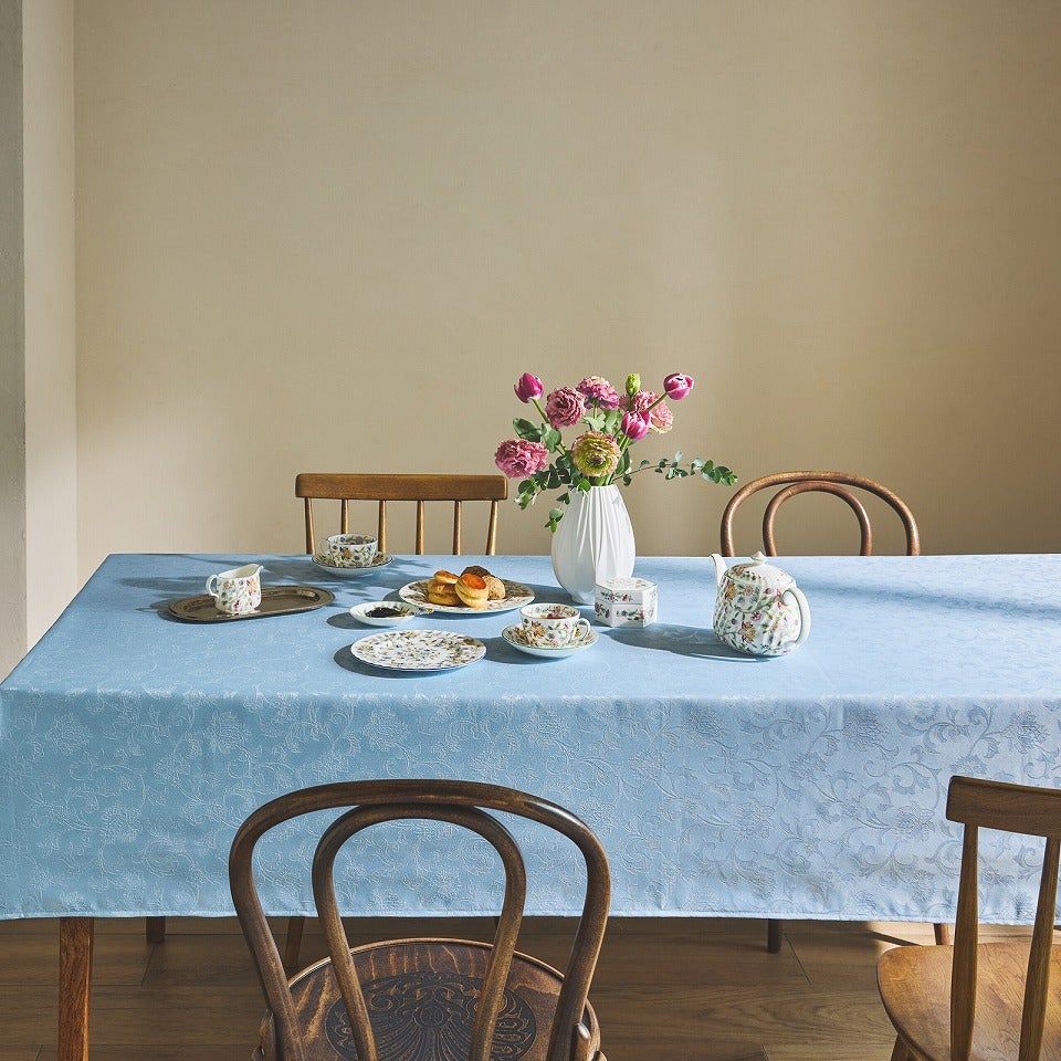 使用画像：ライトブルー