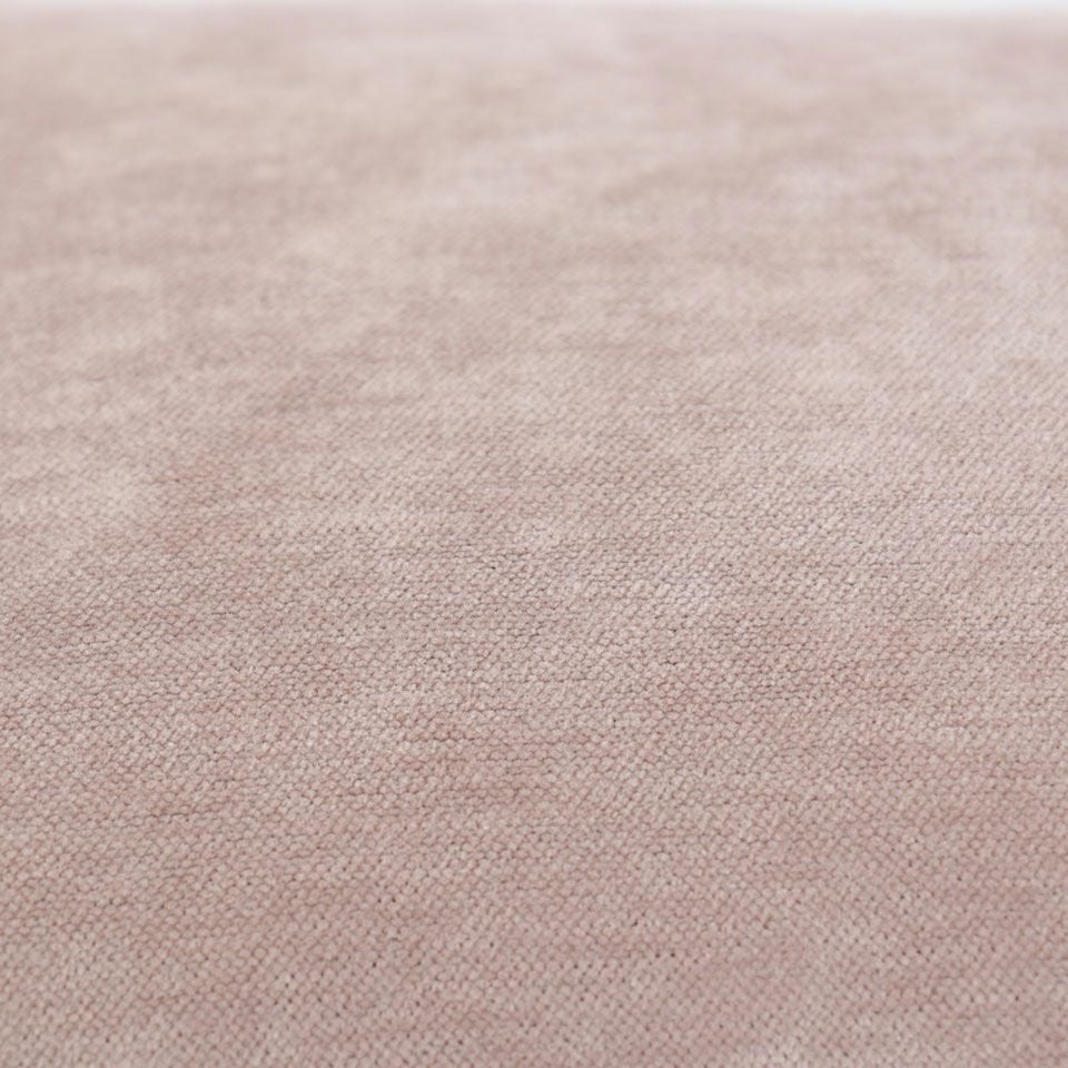 シンプルながらも高級感と程良い光沢感のあるモール糸を使用したベルベット調素材のダイニングシートクッションです／カラー：ローズ