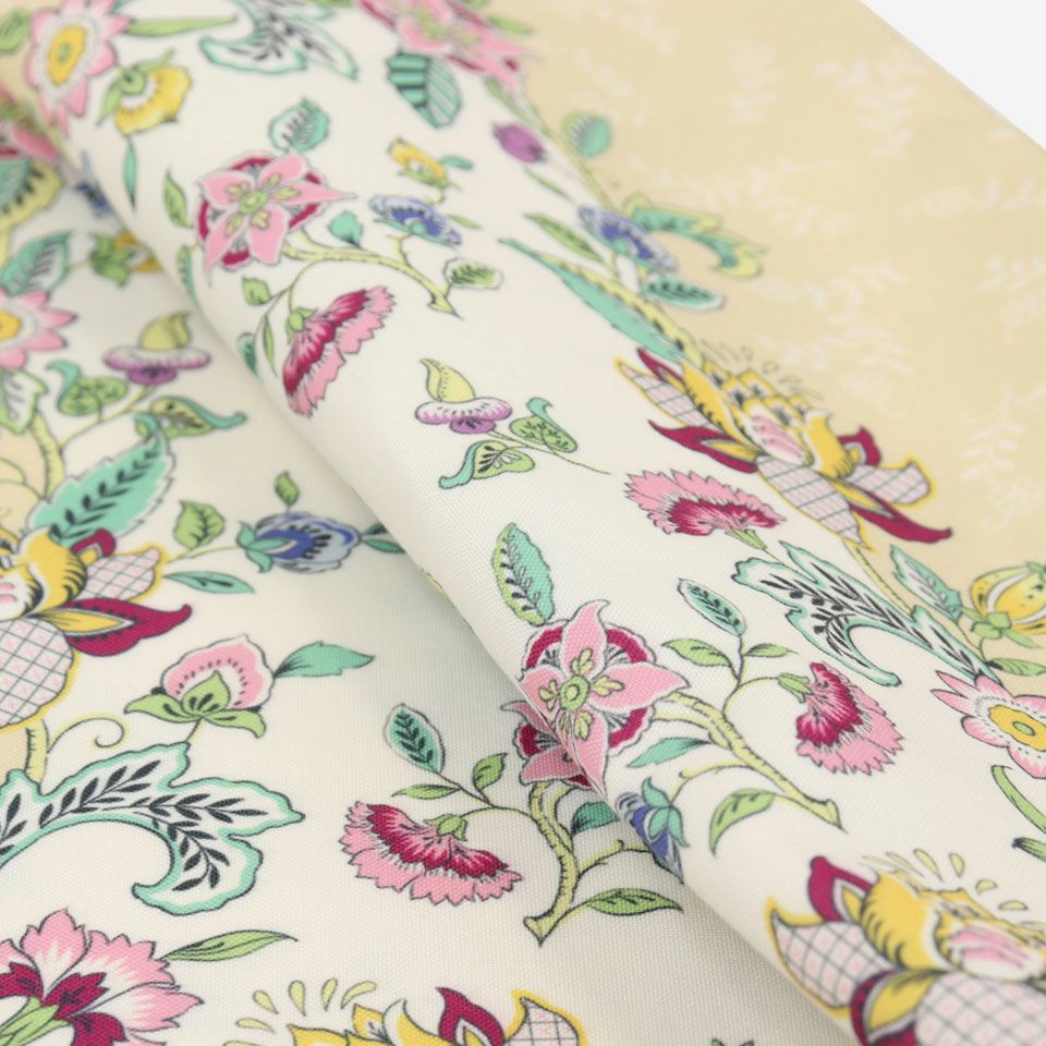 柄どりをし、デザインの見え方は同一です