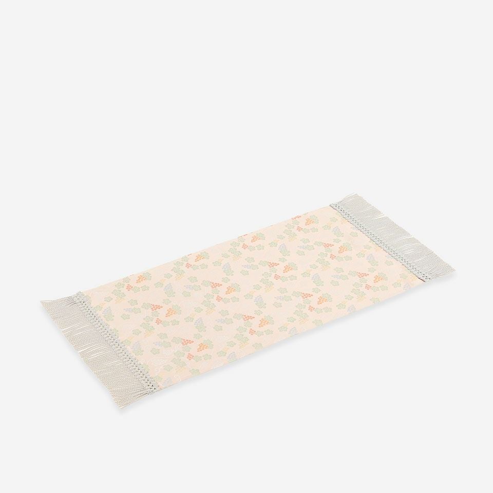 表面／カラー：ピンク／28cm×55cm（フリンジ込みサイズ 28cm×69cm）