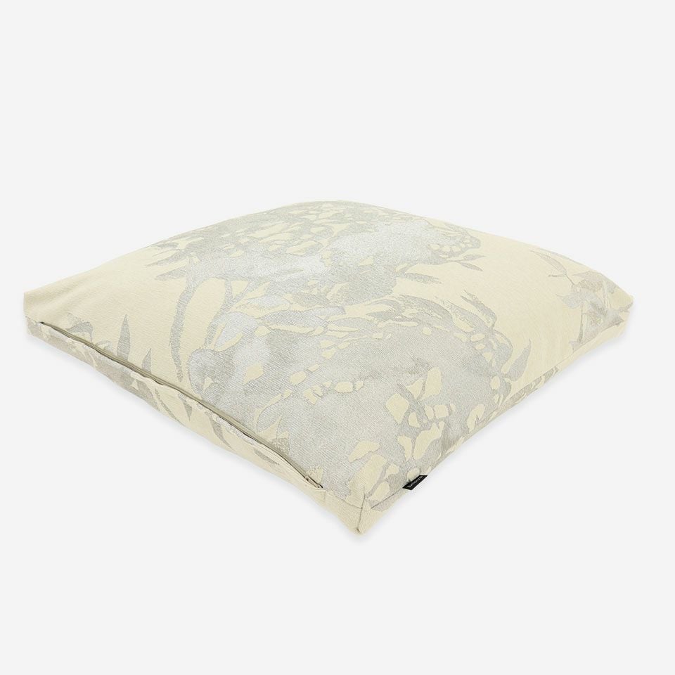 マチ付きで縫い合わせ仕様、シンプルな仕上がり／50cm×50cm／マチ4cm／カラー：アイボリー