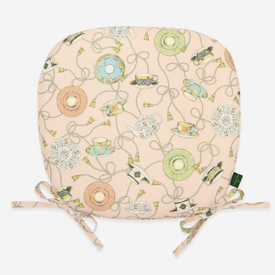 表面／カラー：ピンク／45cm×43cm／紐付き／カバー取り外し可