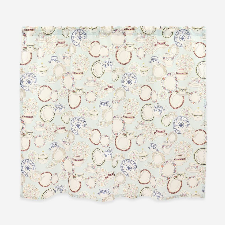 正面画像／カラー：ライトブルー／ 約142cm×110cｍ