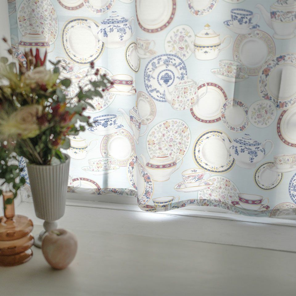 使用イメージ／ 約142cm×90cm／カラー：ライトブルー