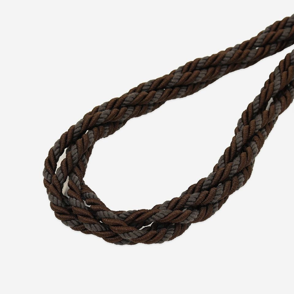 ラグジュアリーナチュラルの演出にご使用いただける高級ロープタッセルです／カラー：ブラウン