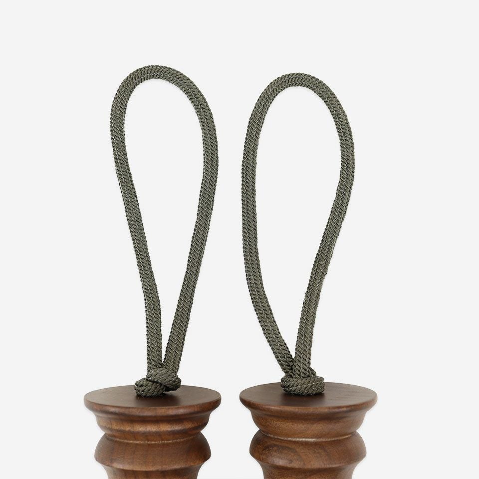 ループ部分／カラー：ブルー／木部の色はダークなブラウン塗装となっております