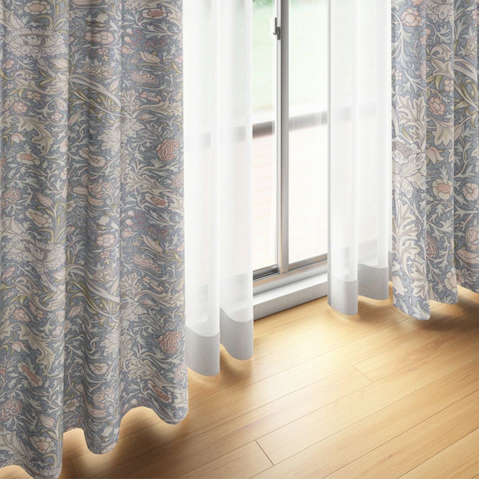 イメージ画像／トレントは、豊かで生命力あふれる花柄が印象的なデザインで、1888年にモリス商会によってプリントテキスタイルとして誕生しました