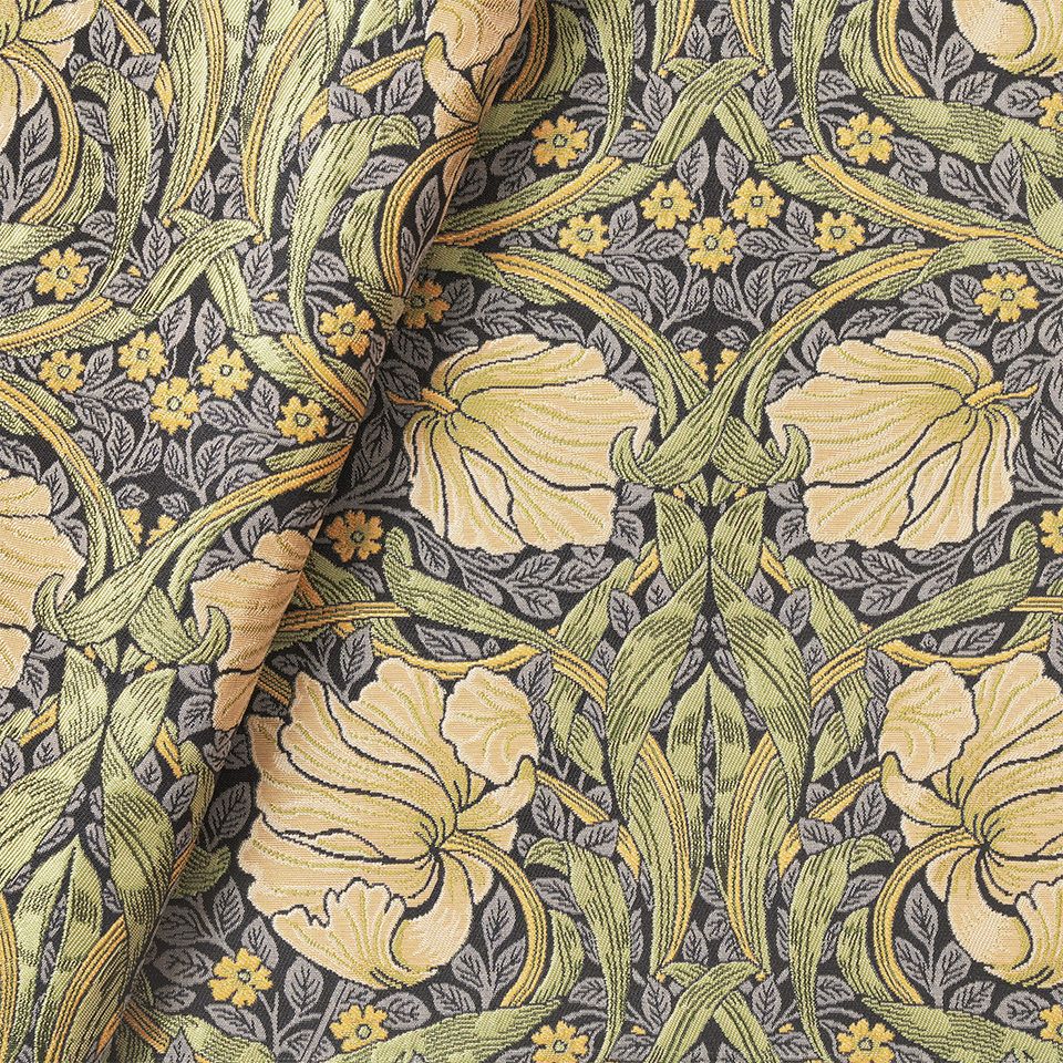 生地拡大画像／デザインから感じる柔らかさとレリーフのようなイメージを、織組織で表現した凹凸のグラデーションでこだわって表現しています