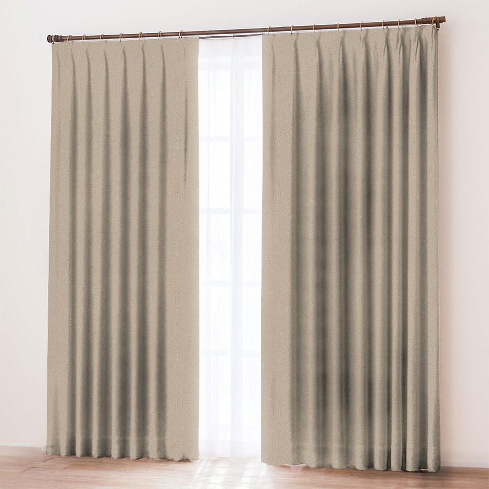 イメージ画像／アイボリー色は幅広い床色や壁、インテリアテイストに合わせやすいカラーです