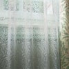 イメージ画像／モチーフの柳の枝をボリュームのある編みレースで表現しました