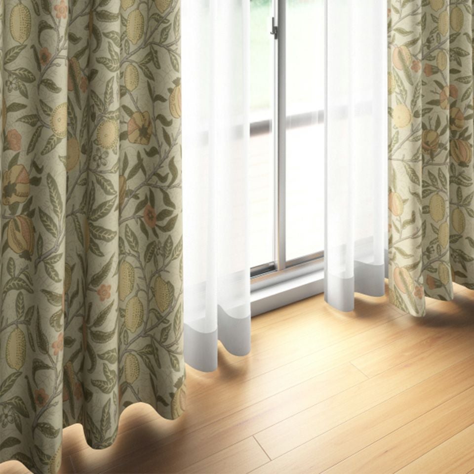 イメージ画像／「フルーツ」は1864年にモリスが第二作目の壁紙として描いたもので、当時は版木を用いてハンドプリントされていました