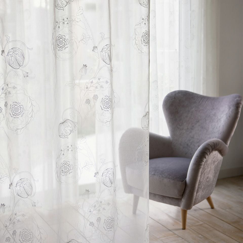 イメージ画像／大柄なパターンを丹念な刺繍のステッチで表現しています