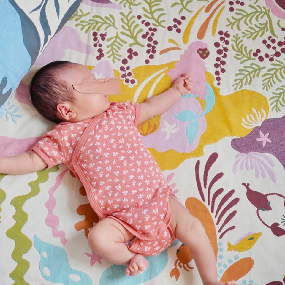 「ベビーフォト」にもおすすめ！毎月撮影をすればお子様とかわいいモチーフとの対比で成長を楽しく記録できます