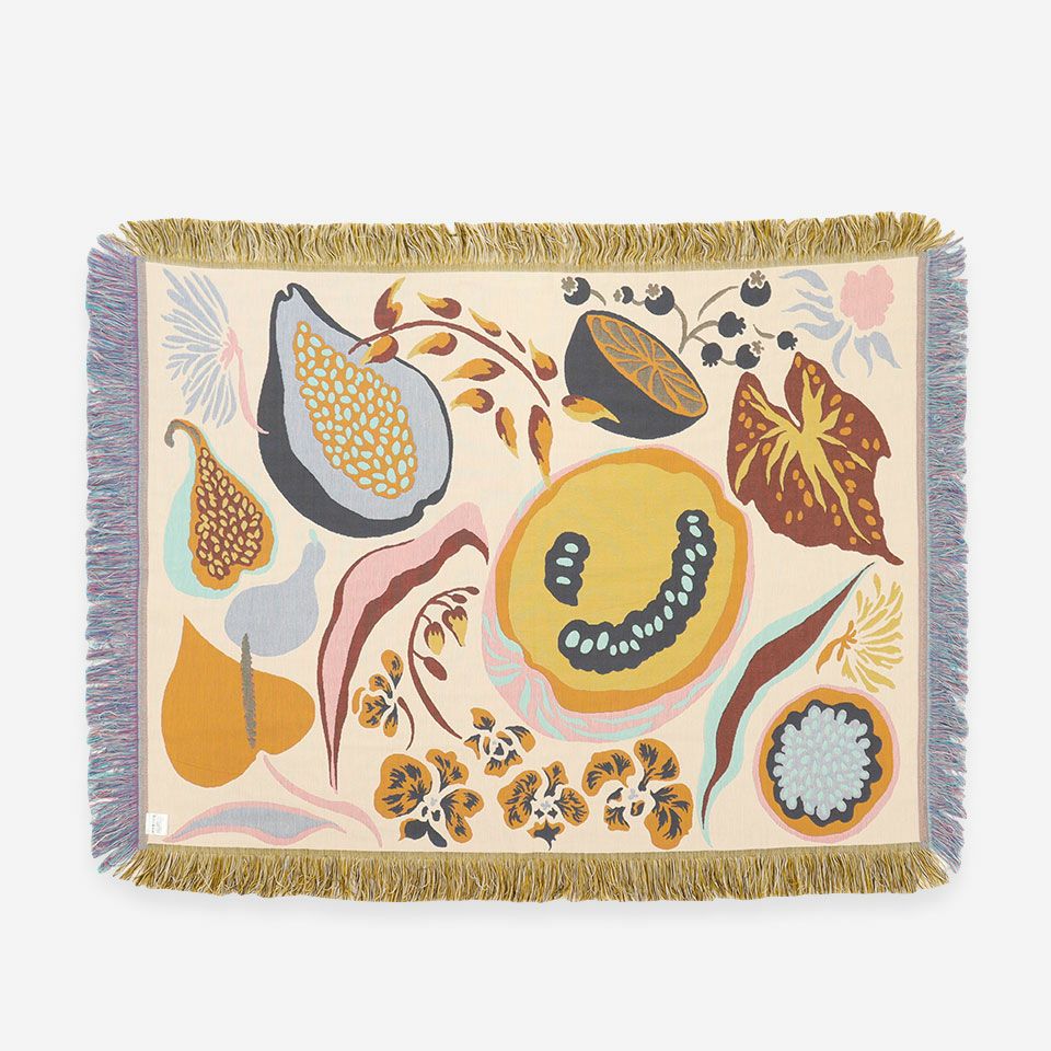 裏面／カラー：グリーン／表と裏で配色が変わるリバーシブルのデザインとなっています