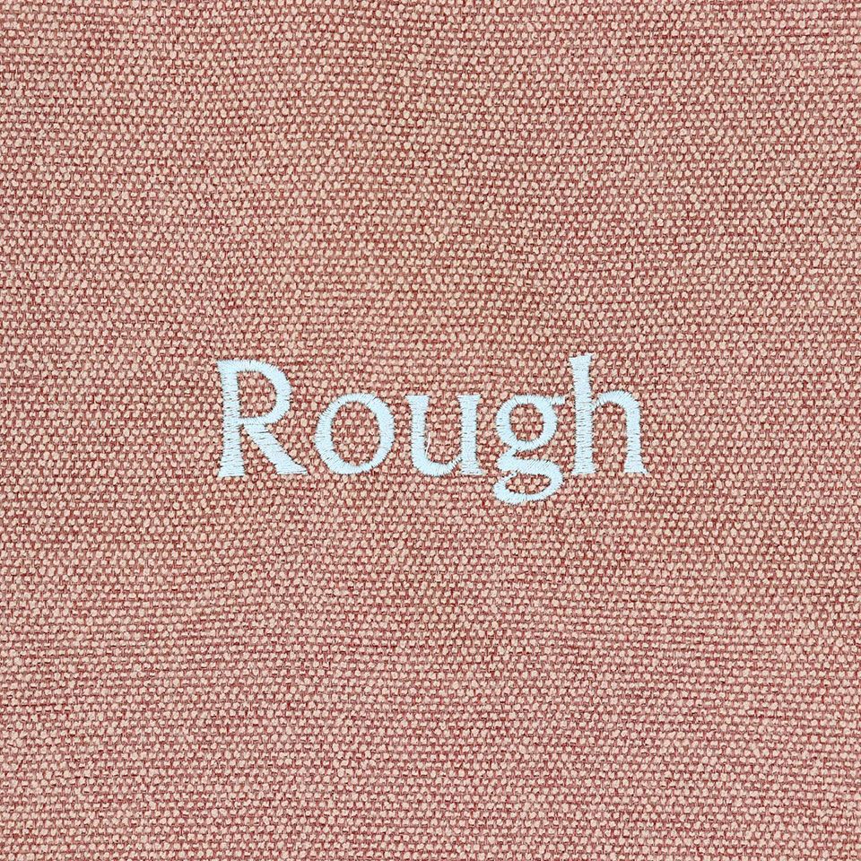 「シンプルだけど、どこか自分らしい」毎日のコーデに自然と寄り添います