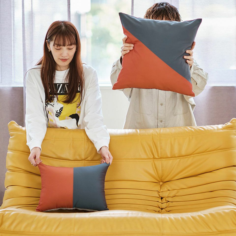 繊細な生地を大胆にカッティングして丁寧に縫い合わせることでリズミカルなデザインを作りました