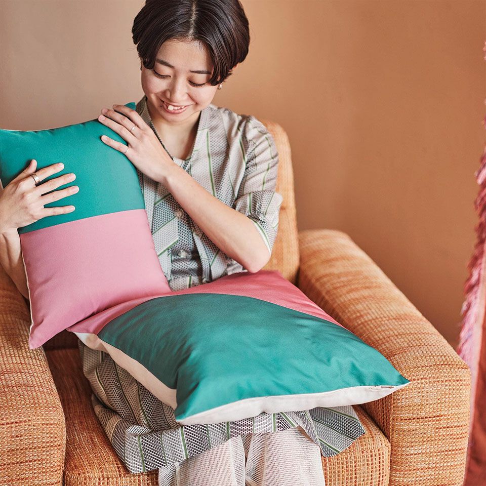 いくつあっても嬉しいクッションカバーはGIFTにもおすすめです