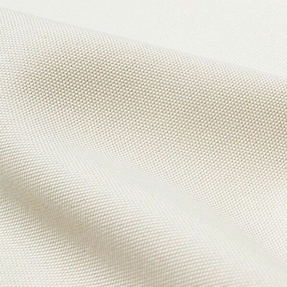北欧家具のやわらかなデザインや色味に合う様に糸から開発したオリジナルの生地はナチュラルでドライな質感です