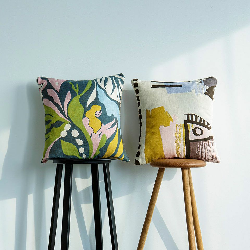 いくつあっても嬉しいクッションカバーはGIFTにもおすすめです