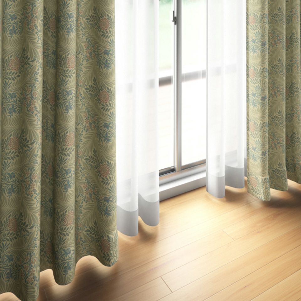 イメージ画像／飛燕草（ひえんそう／デルフィニュウム）をモチーフに、1875年に製作されたウィリアム・モリスの壁紙のデザインを織物にしました