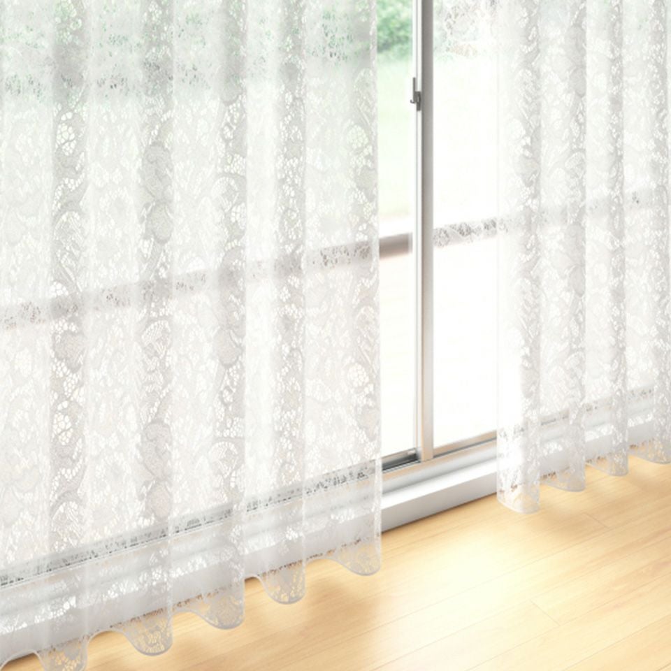 イメージ画像／ヨコ使いの編みレースなので、裾はウエイトテープ仕様が標準です