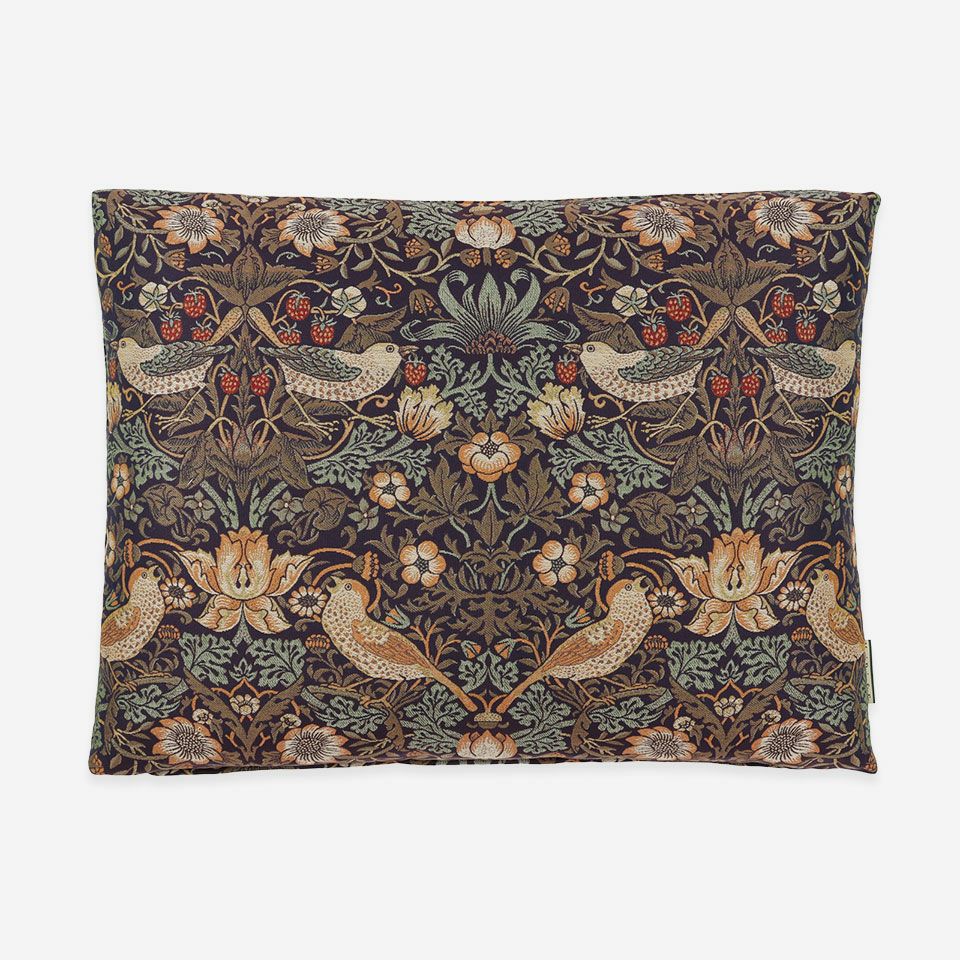 受注生産品】 イチゴドロボウ Morris Design Studio クッション
