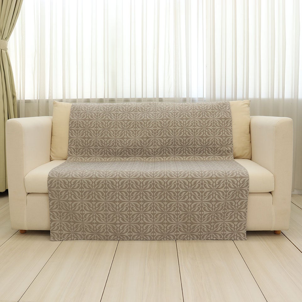 使用画像／カラー：ベージュ／105cm×175cm／2人掛けソファーカバーにお使いいただけます