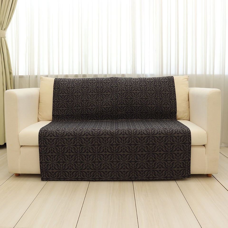 使用画像／カラー：グレー／105cm×175cm／2人掛けソファーカバーにお使いいただけます