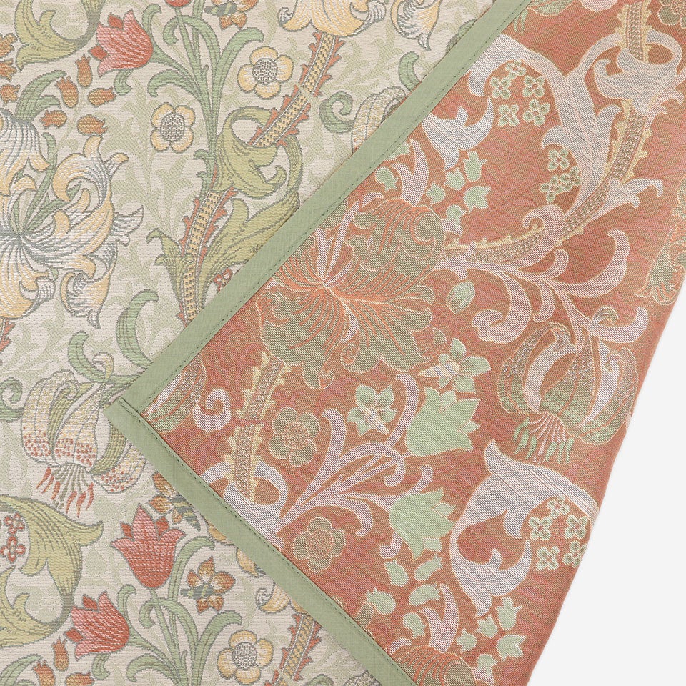 四方は三巻ではなくバイヤステープを使用してごわつきにくい仕様にしております