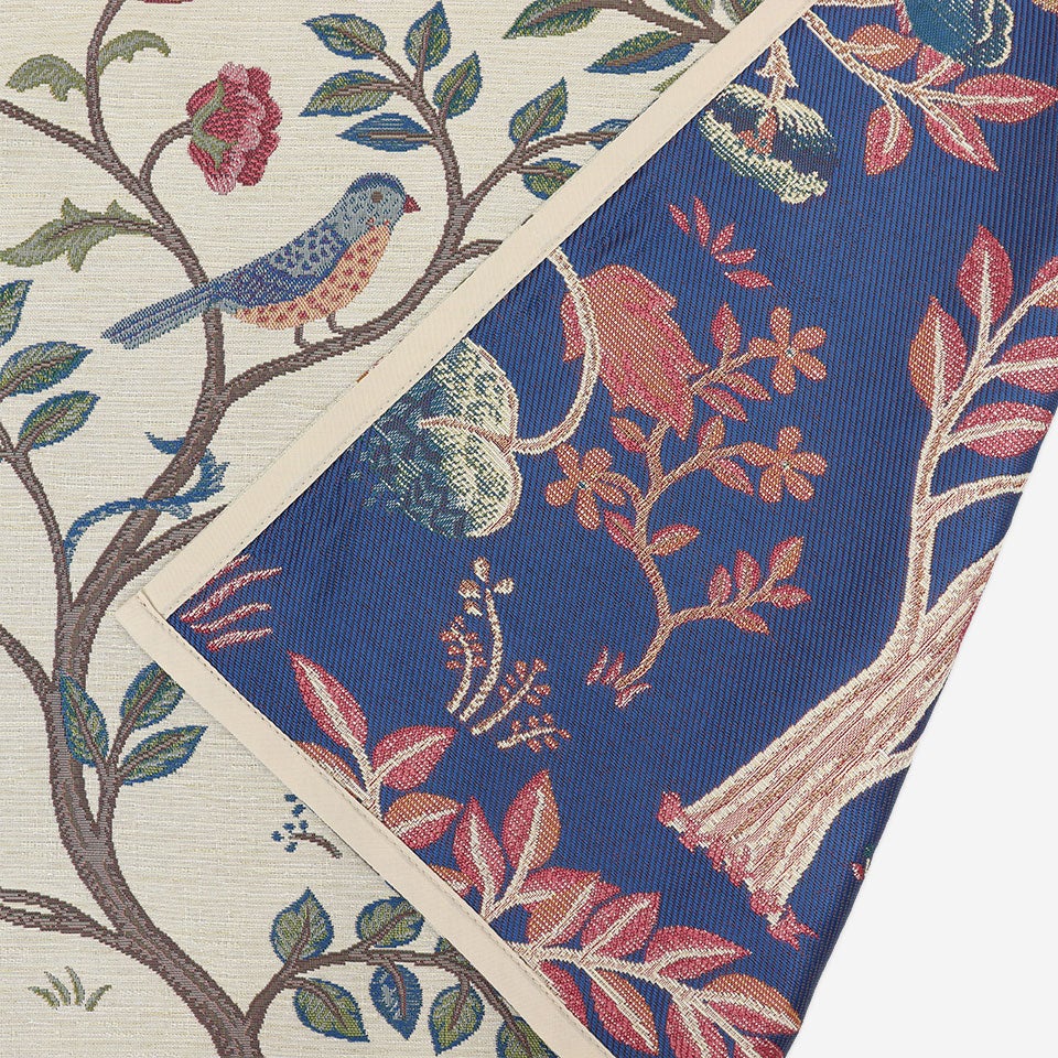 四方は三巻ではなくバイヤステープを使用してごわつきにくい仕様にしております