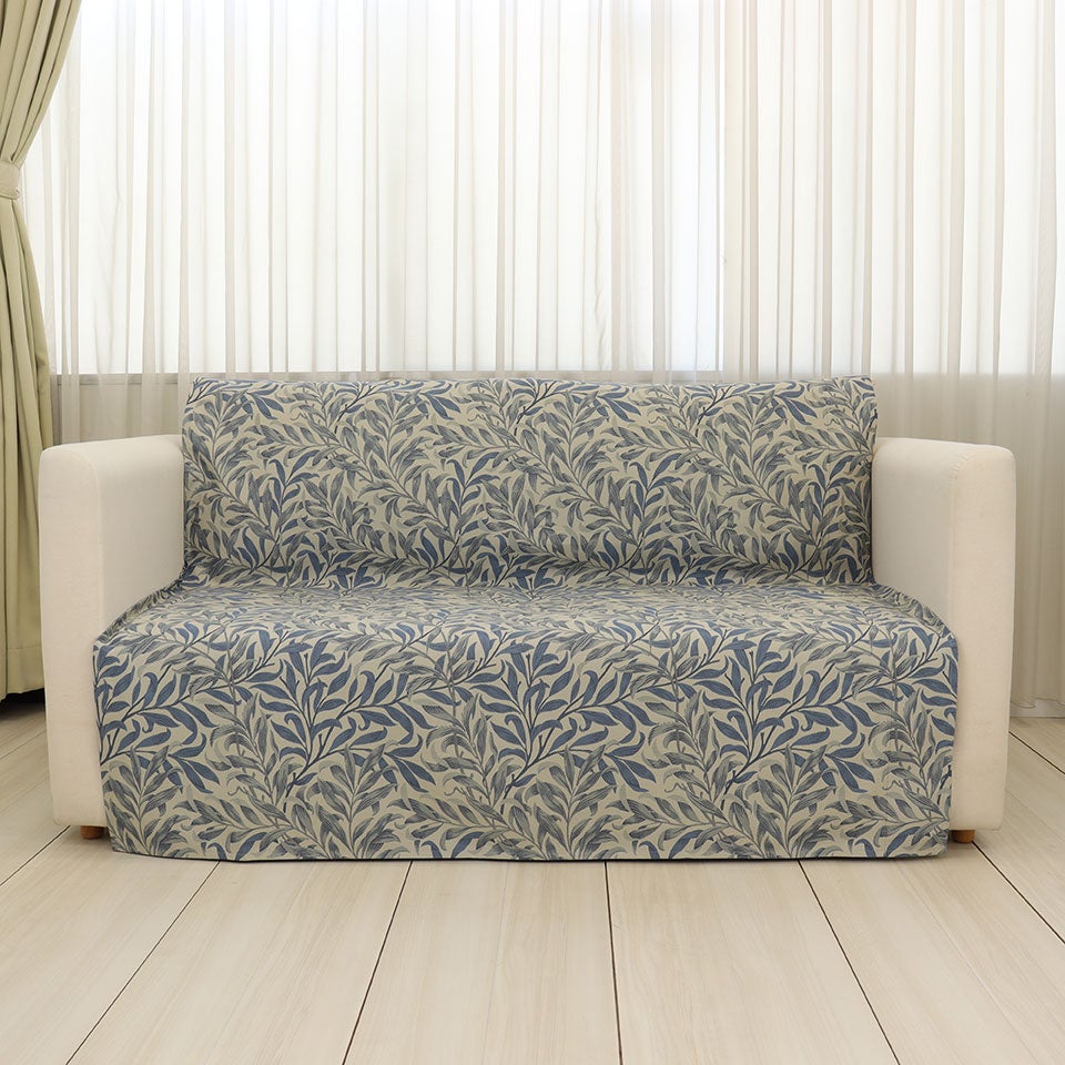 使用画像／カラー：ブルー／135cm×175cm／モリスのジャガード生地で2～3人掛けソファーカバーにお使いいただけます