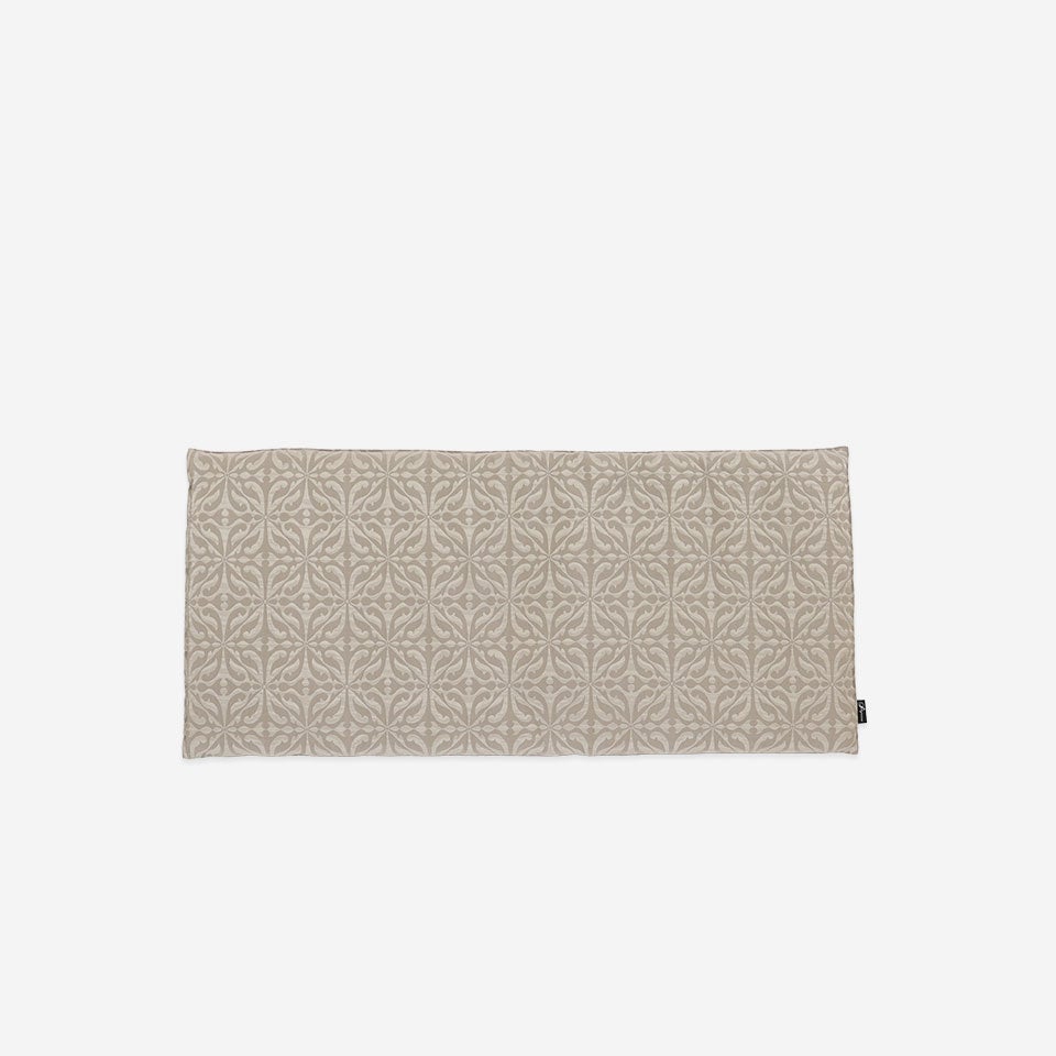 表面／カラー：ベージュ／46cm×100cm／カバー取り外し可