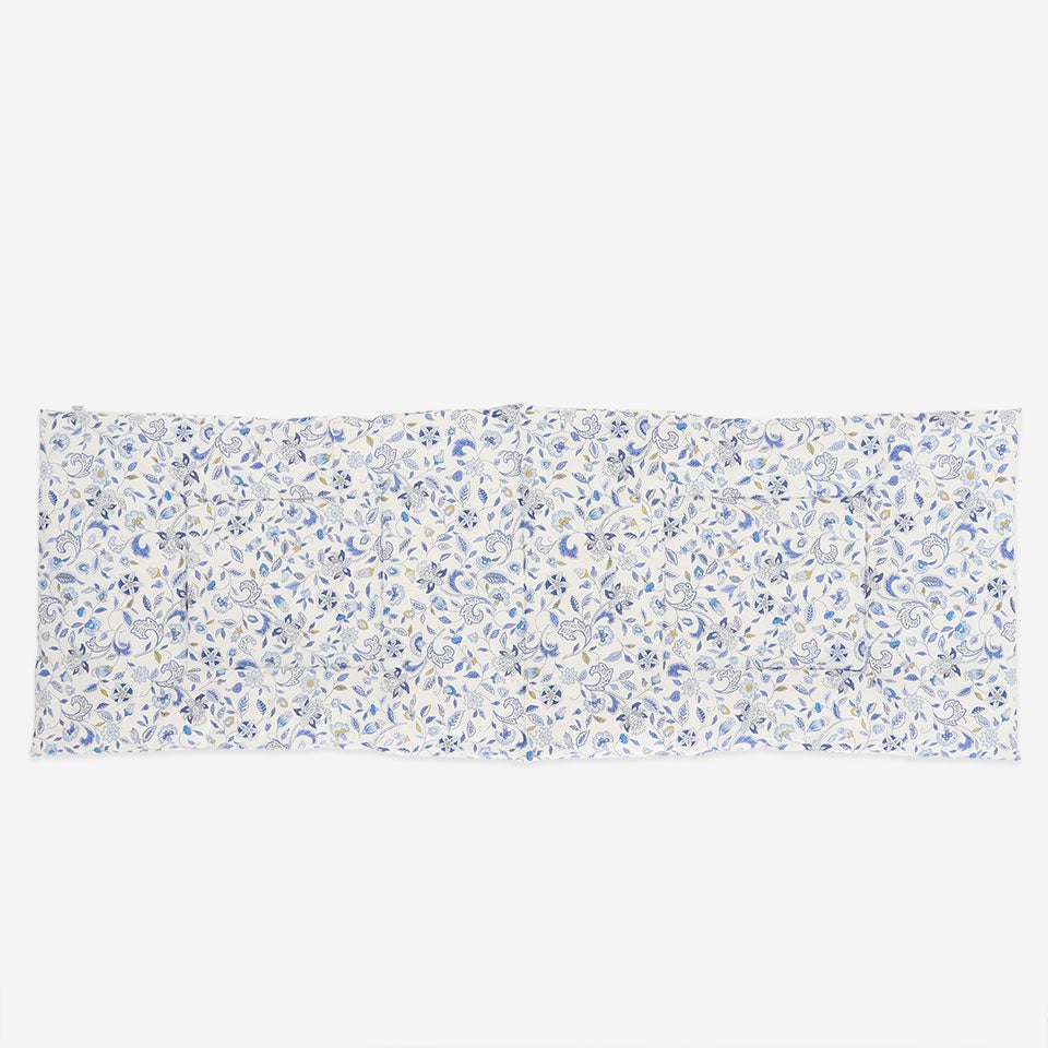 裏面カラー：ブルー／画像は46cm×130cm／表面と同一生地を使用しています