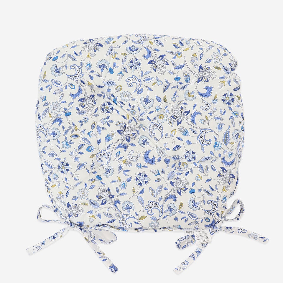 裏面／表面カラー：ブルー／表面と同一生地を使用しています