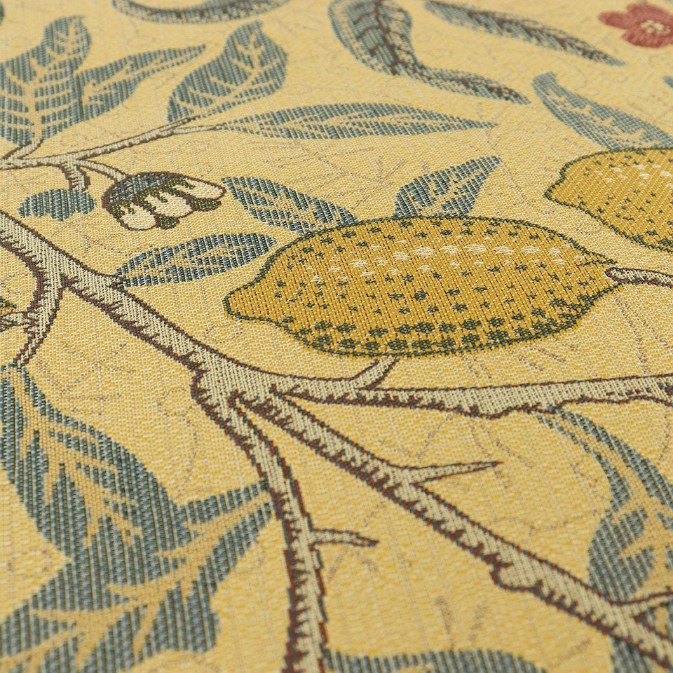 オレンジ、ザクロ、レモンのフルーツが描かれ、目にも楽しい柄です