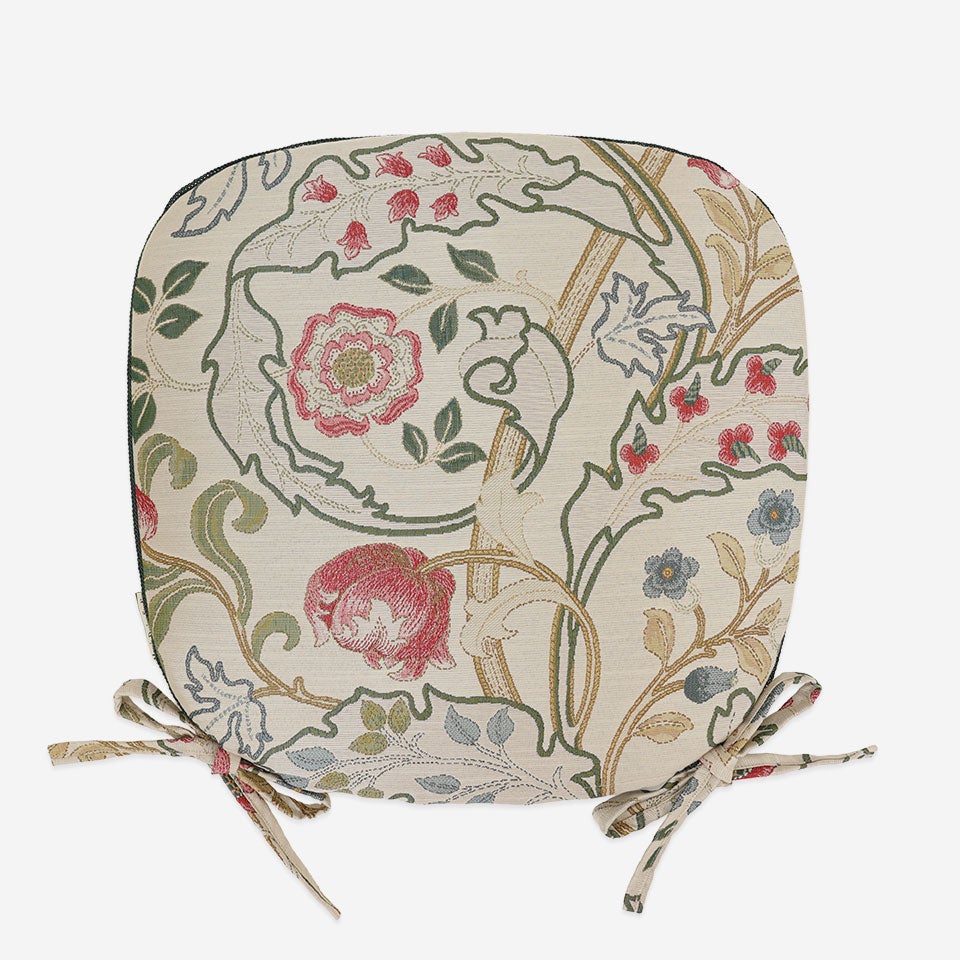 裏面／表面カラー：レッド／表面と同一生地を使用しています