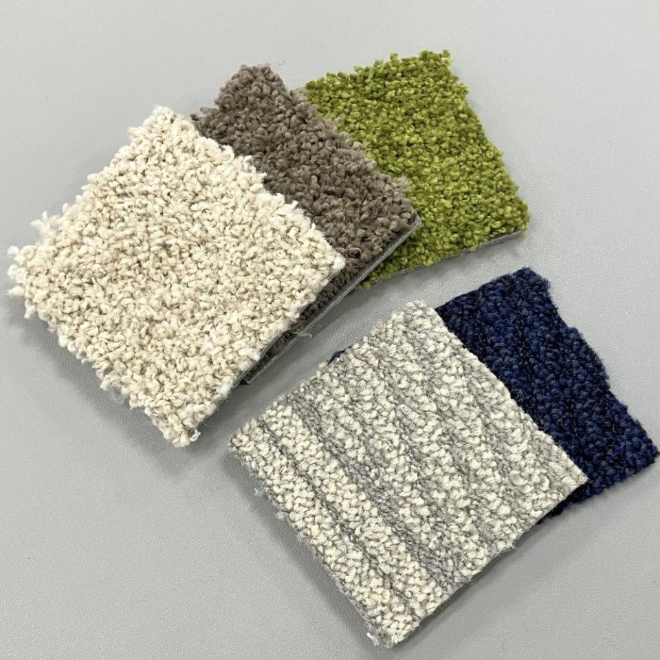 サンプルの大きさは約10x10cmです。