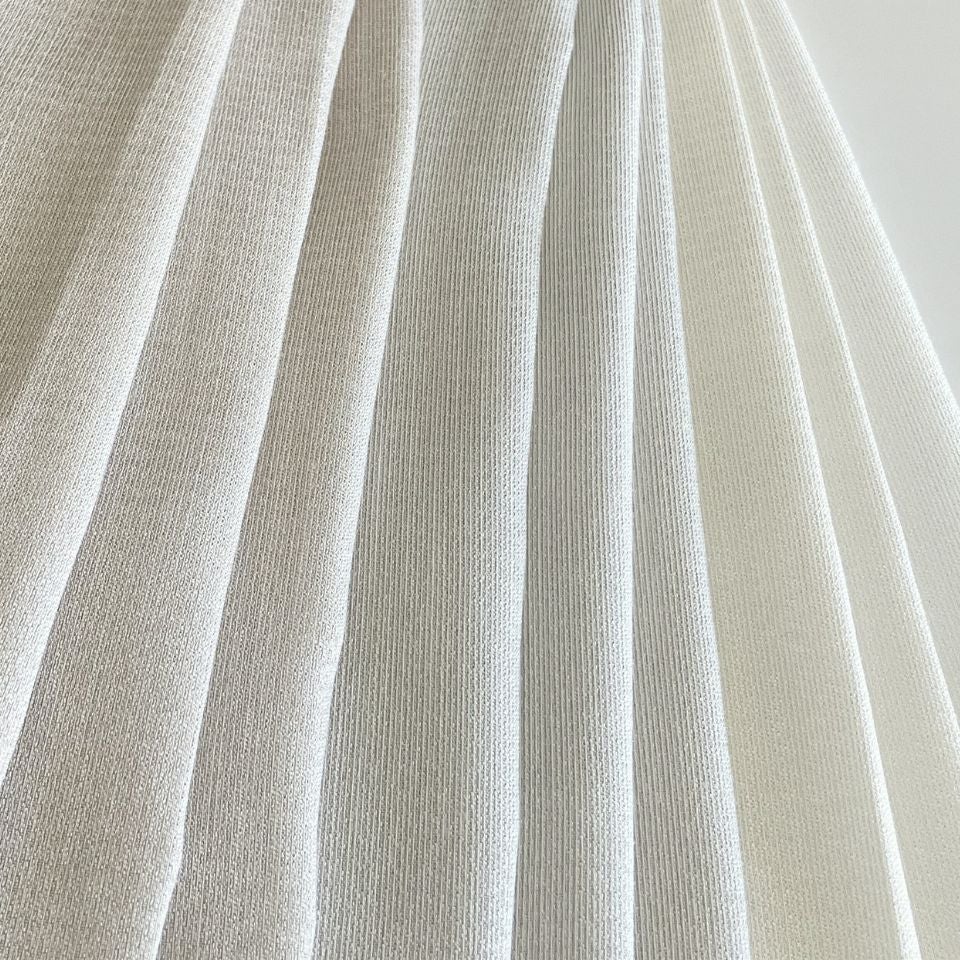 3色展開のレースです／こちらのレースは画面右側です