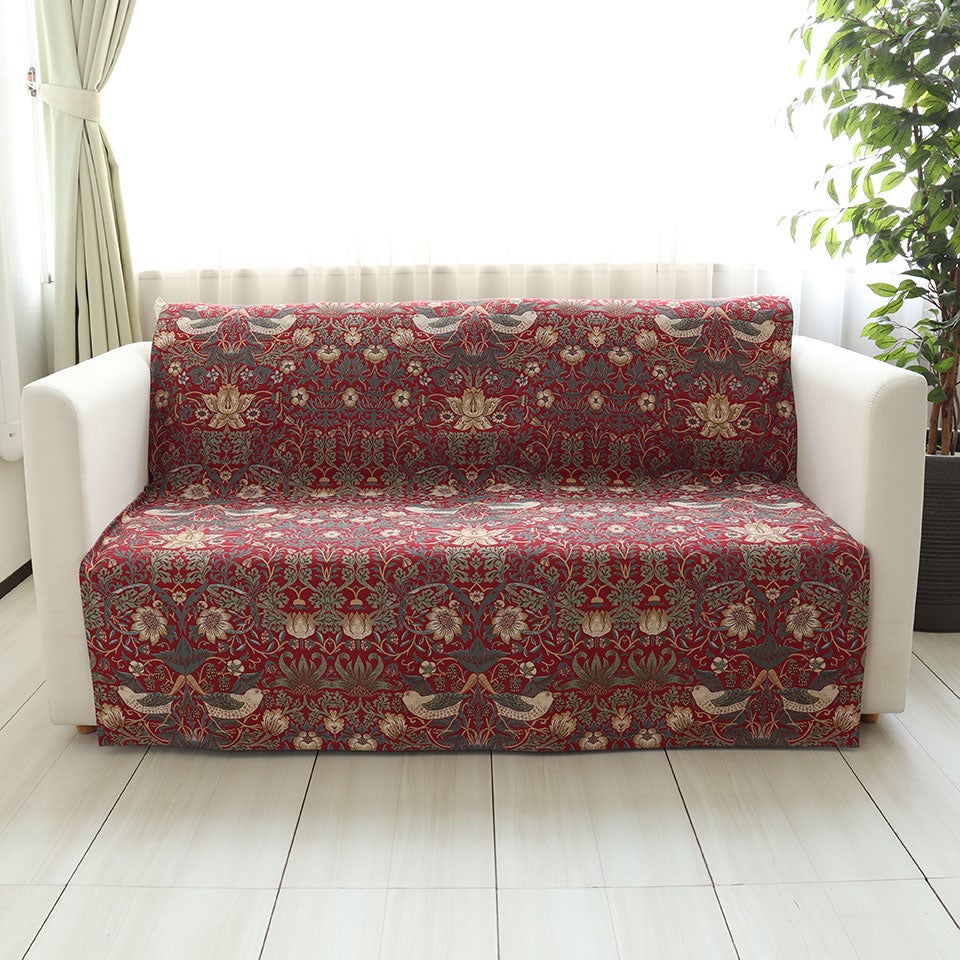 使用画像／カラー：レッド／135cm×175cm／2.5人掛けソファーカバーにお使いいただけます