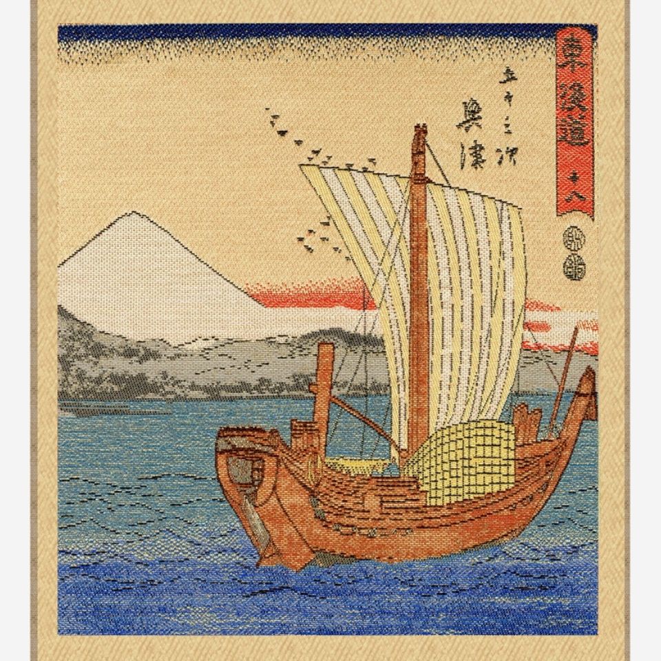 宗像神社の三女神である奥津島媛命は商売繁盛・航海安全の海の神様、帆掛け船越しに富士山や清見寺を海から眺める構図です